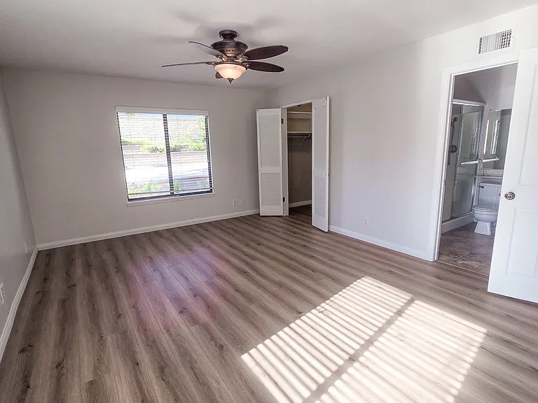 3105 Lodgewood St — Photo 14