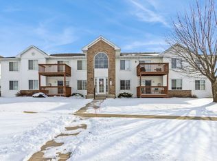 5525 Kacena Ave UNIT 3, Marion, IA 52302