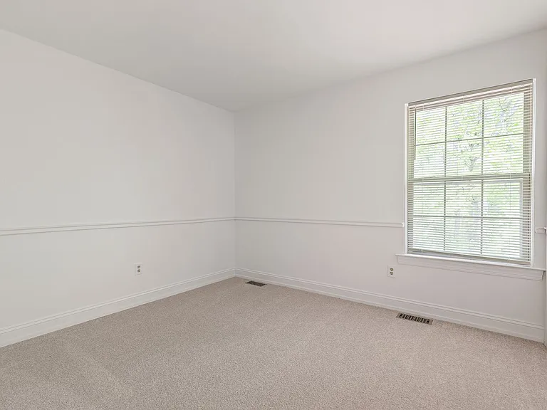 240 Timber Knoll Dr — Photo 18