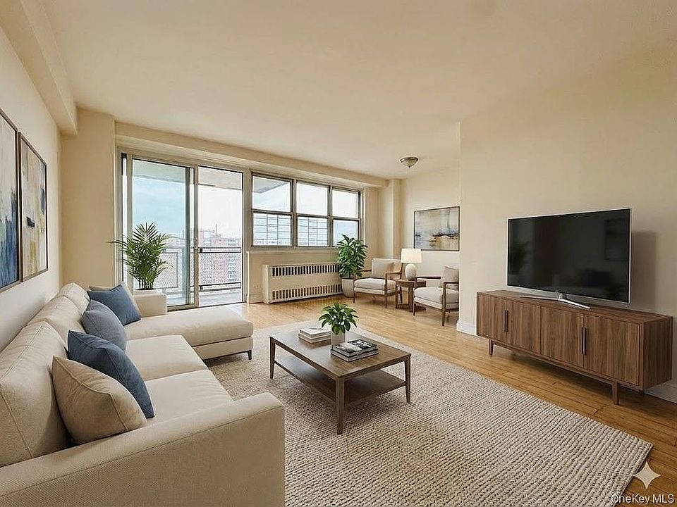1st image of 880 Boynton Ave APT 18A