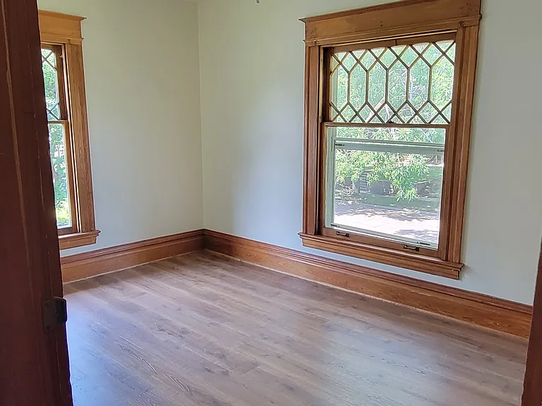 706 S 1st Ave — Photo 15
