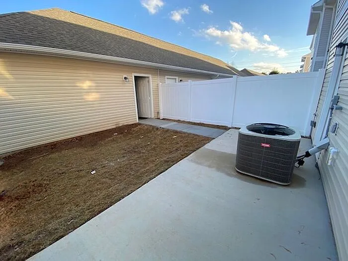 418 Falls Pointe — Photo 22