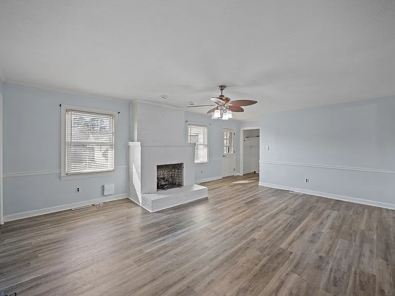 4130 Terrace Dr — Photo 24
