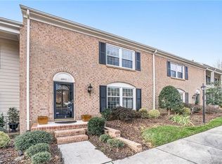 6841 Dumbarton Dr, Charlotte, NC 28210