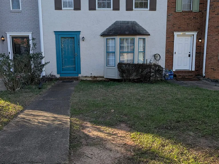 1541 Cedar Bluff Trl — Photo 1