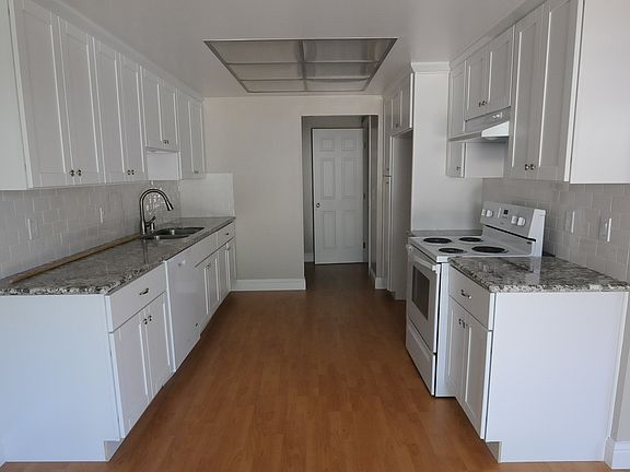 5th image of 5719 Cahalan Ave