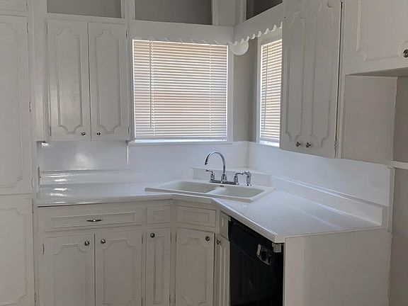 4th image of 248 Isabel St