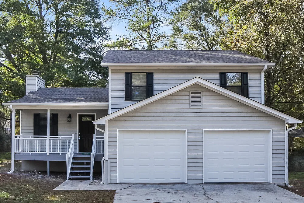 3 bed, 2.0 bath, 1312 sqft, $1,810 — Photo 1