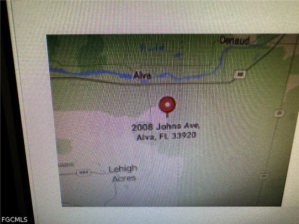 2008 Johns Ave, Alva, FL 33920