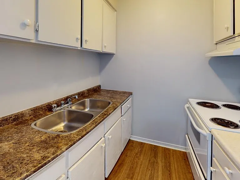 3225 College Ave — Photo 5