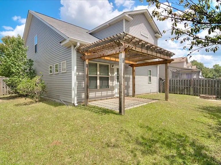 763 Chinaberry Ct — Photo 4