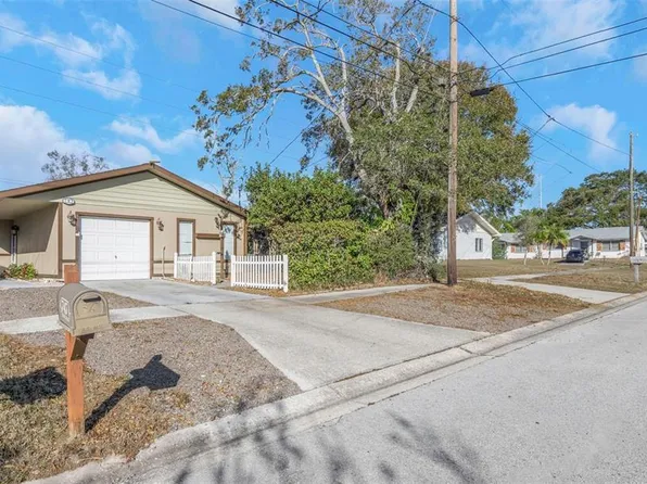 747 Brook St, Largo, FL 33770