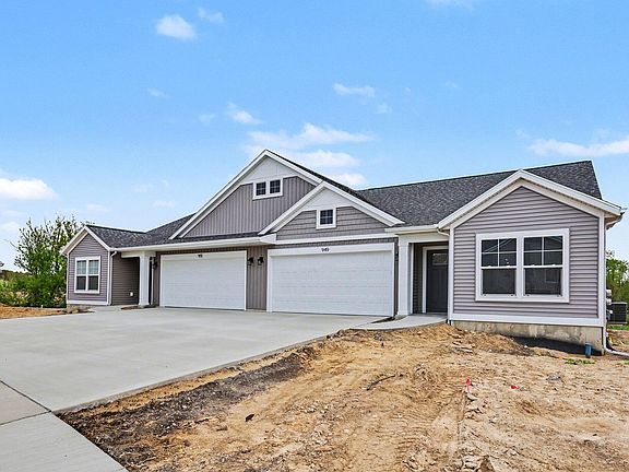 4th image of 949 Scioto Dr NW #17