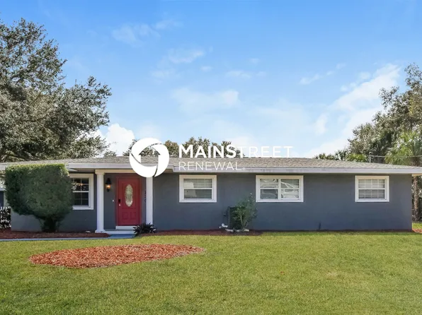 220 61st Ave E, Bradenton, FL 34203