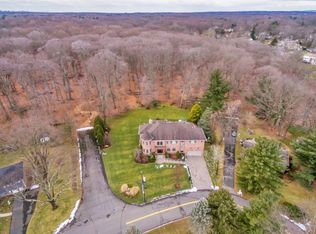 50 Beechwood Pl, Harrington Park, NJ 07640
