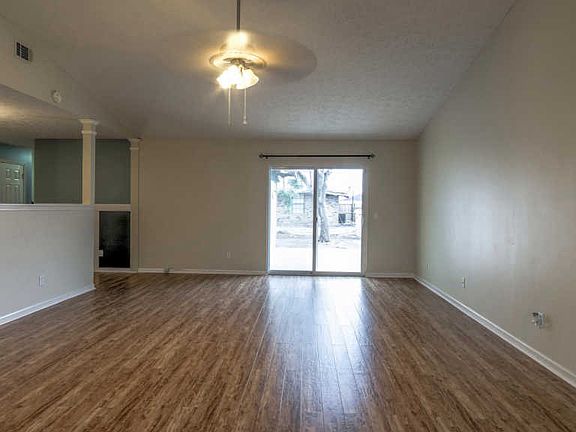 5th image of 648 S Berthe Ave
