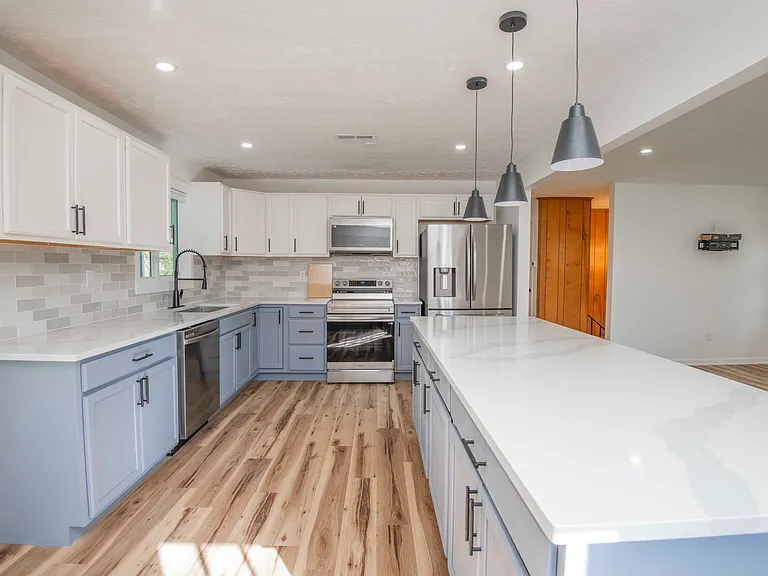 121 Ida Hertzler Ln — Photo 3