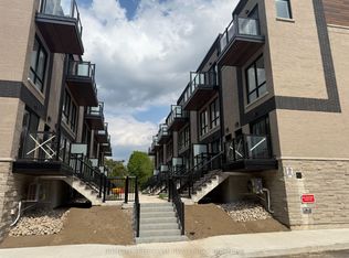 527 Big Bay Point Rd #2, Barrie, ON L4N3Z6