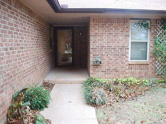 2nd image of 971 Heritage Mansion