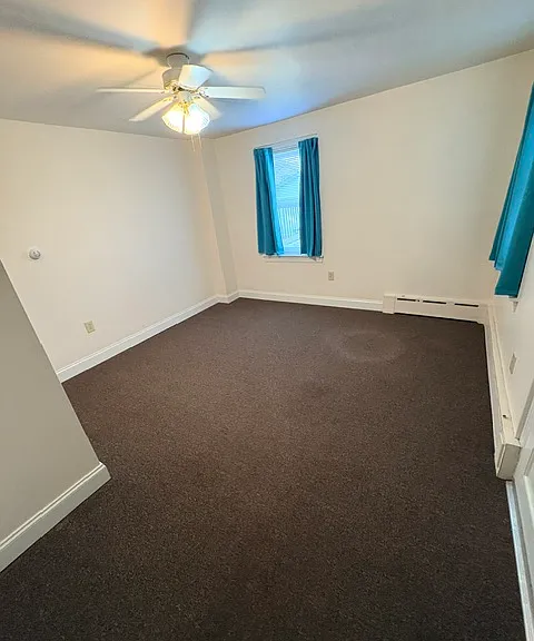 330 E Philadelphia Ave — Photo 4