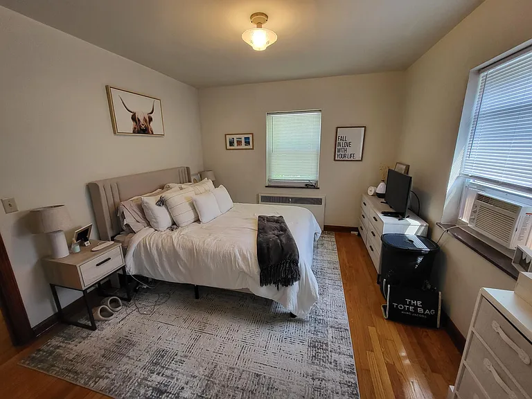 2796 Observatory Ave #6 — Photo 16