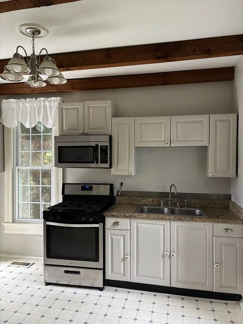 Historic Home in Northshore Chattanooga — Photo 2