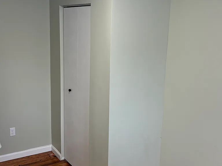 894 N Leroy St #2 — Photo 6