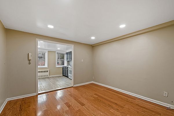 1st image of 477 Midwood St #1