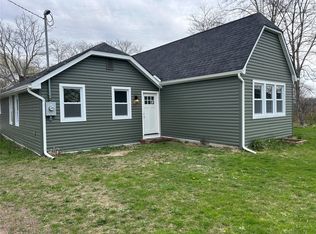 107 Cranberry Dr, Mastic Beach, NY 11951