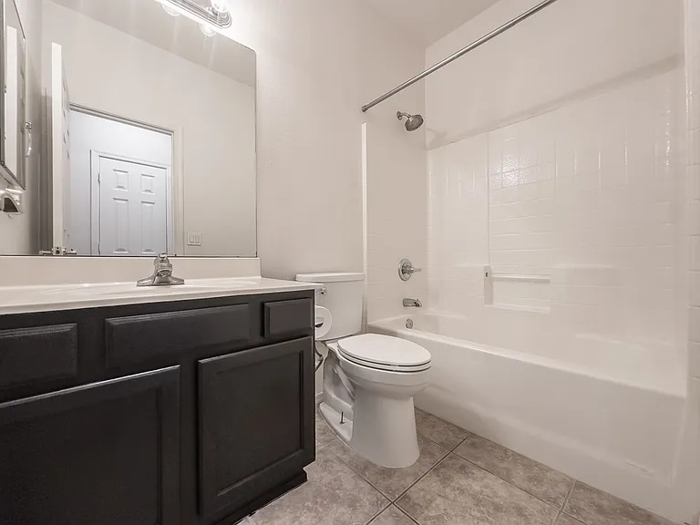 3036 N 109th Ave — Photo 18