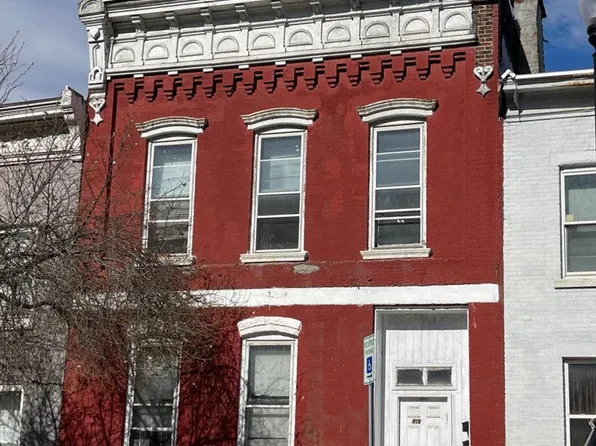419 4th St, Troy, NY 12180