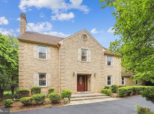 10506 White Clover Ter, Potomac, MD 20854