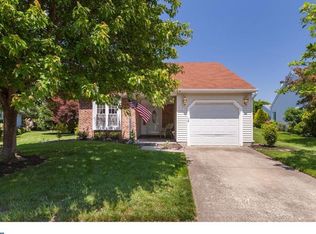 17 Newtown Ct, Mount Laurel, NJ 08054