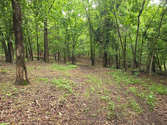 2nd image of 9877 N Farm Road #9877