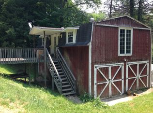 424 Pierce Run Rd, Wellsburg, WV 26070