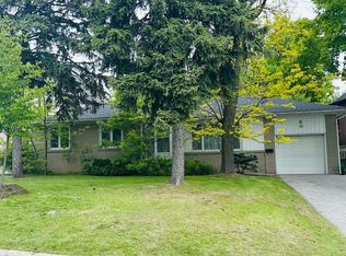 40 Caswell Dr #C14, Toronto, ON M2M 3M3