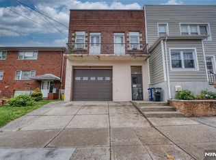 390 Delano Pl, Fairview, NJ 07022