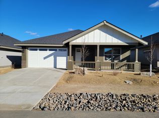 2770 NW 23rd Loop N, Redmond, OR 97756