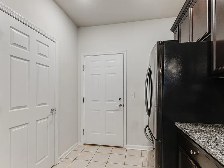 22 Veterans Dr — Photo 15