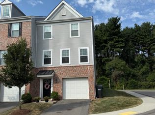 100 Watson Dr, Warrendale, PA 15086