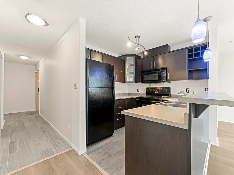 3148 Saint Johns St — Photo 15