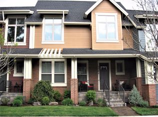 2502 NW Crossing Dr, Bend, OR 97703