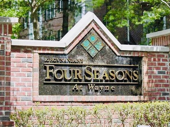 207 Four Seasons Dr