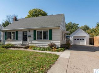 124 Thayer Ave, Mankato, MN 56001