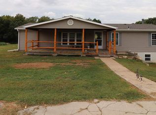 5194 Davis Creek Rd, Junction City, KS 66441