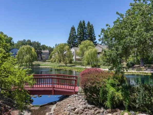 18012 Stanford Court, Sonoma, CA 95476