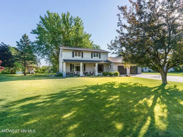 1084 Westside Dr, Fergus Falls, MN 56537