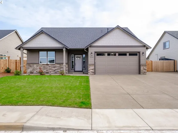 338 NE Cedar St, Sublimity, OR 97385