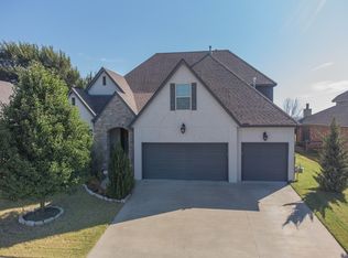 14351 S Lakewood Ave, Bixby, OK 74008