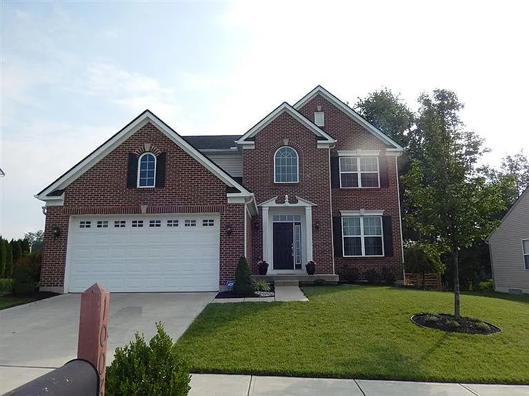 1008 Spruce Gln photo 1